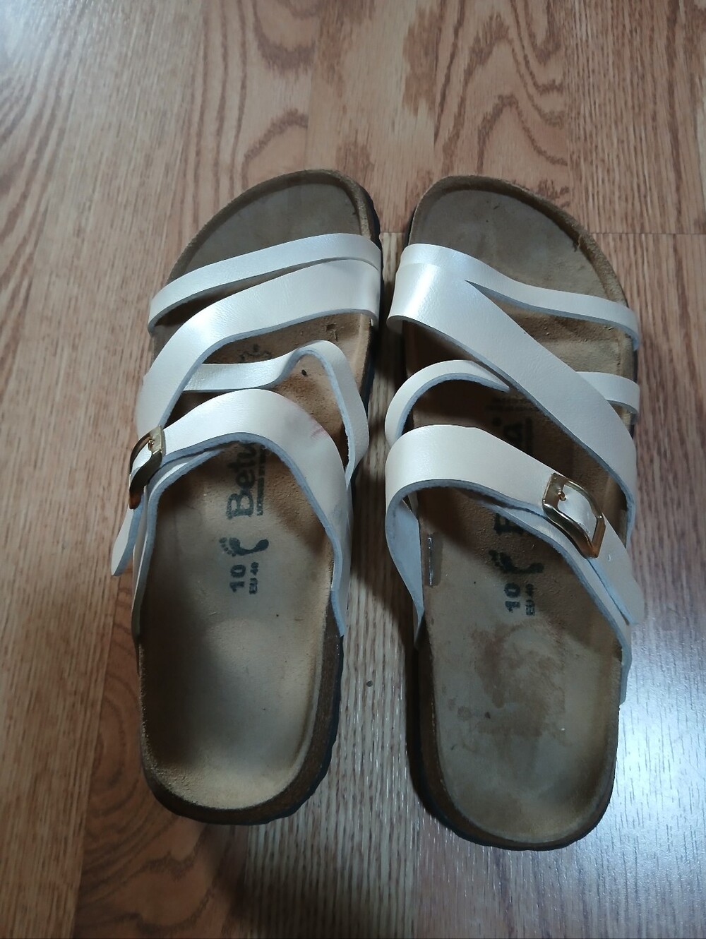 Betula Lucas Crisscross Strap Sandals by Birkenstock Sz40